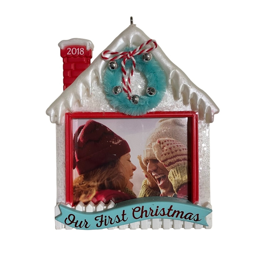 Hallmark 2018 Our First Christmas Cabin Photo Ornament NO BOX
